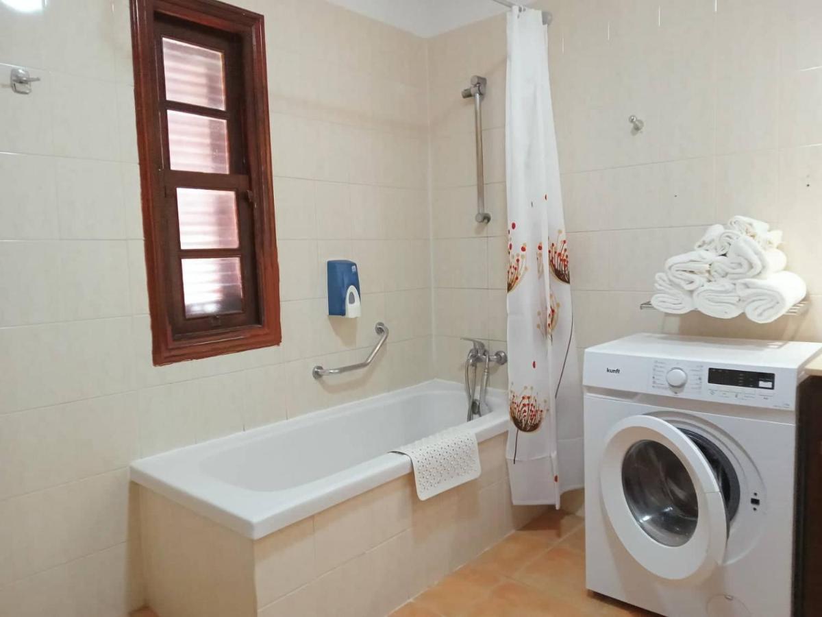 Ocean Breeze Albatros Apartment San Miguel de Abona Luaran gambar